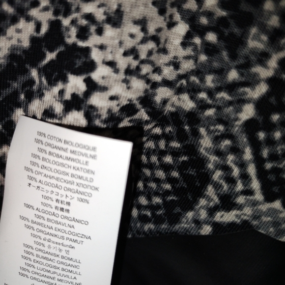 NWOT MICHAEL KORS LOGO BLOUSE - Picture 6 of 7